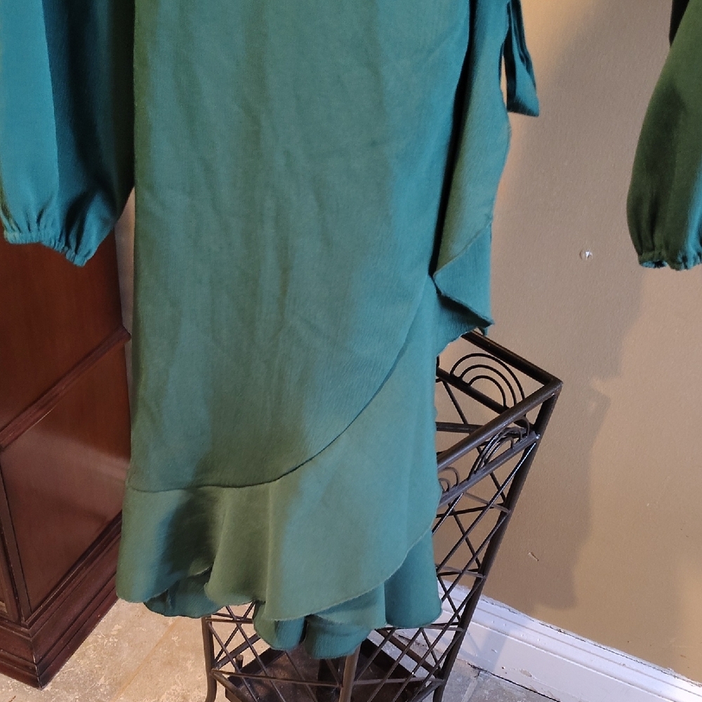 🔥5 Items For $30🔥 - Picture 3 of 8